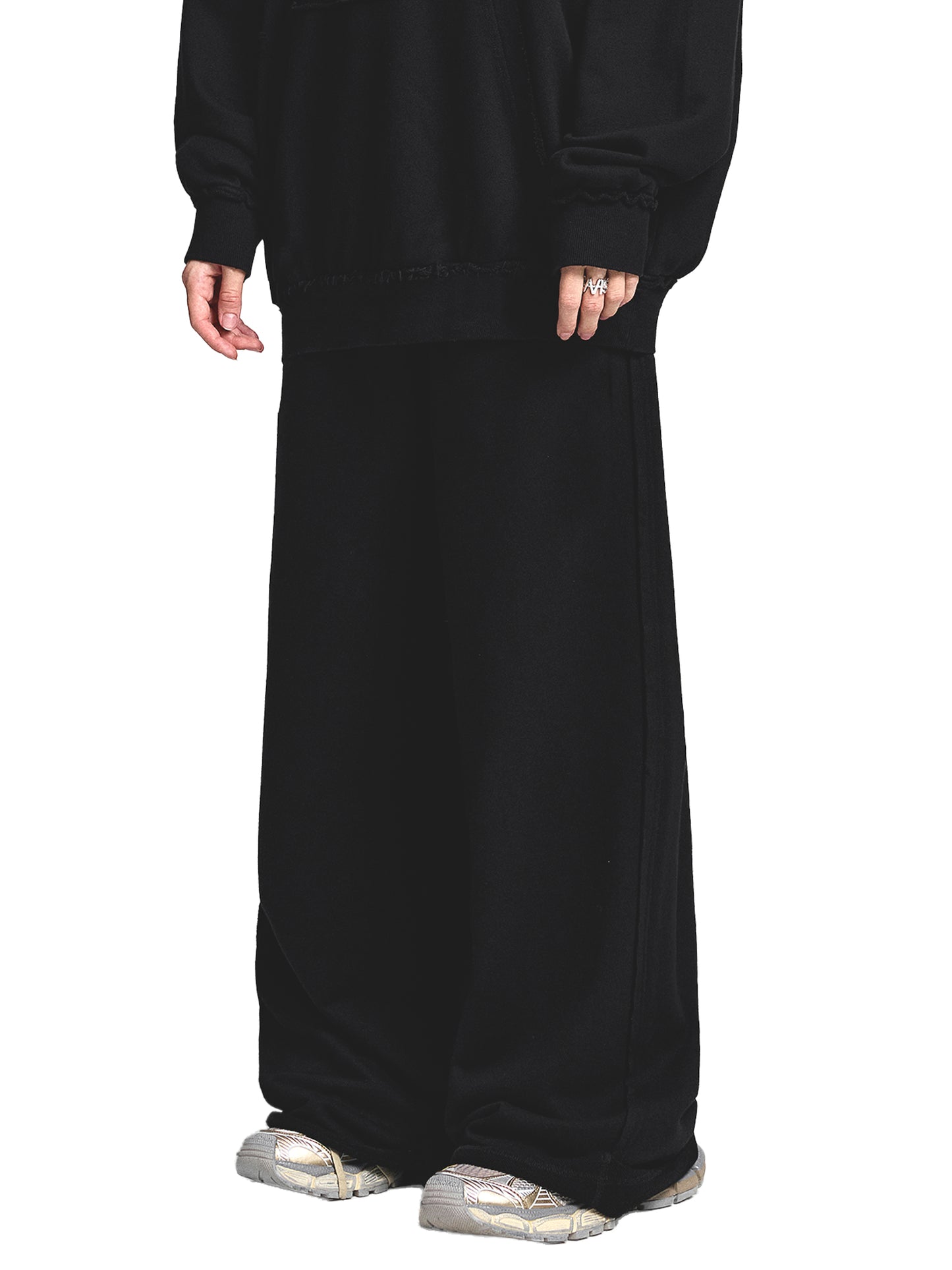 Snow Washed Raw Edge Sweatpants